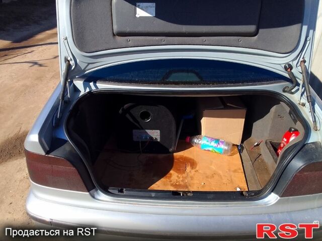 Серый БМВ 5 Серия, объемом двигателя 2 л и пробегом 0 тыс. км за 3500 $, фото 5 на Automoto.ua