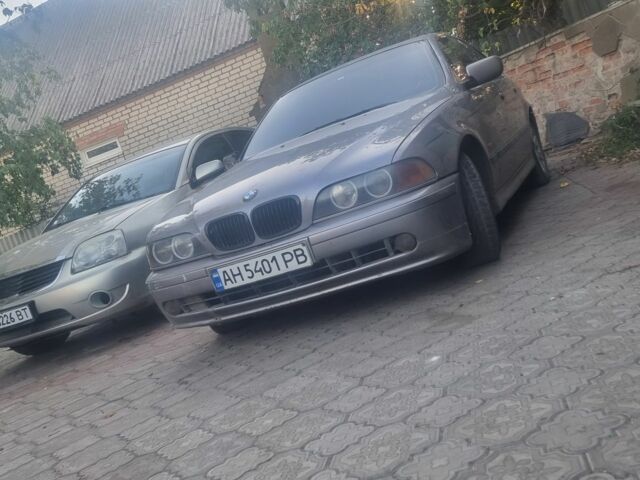 Серый БМВ 5 Серия, объемом двигателя 2 л и пробегом 514 тыс. км за 3700 $, фото 5 на Automoto.ua