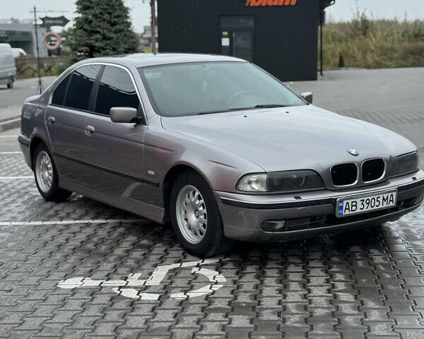 Серый БМВ 5 Серия, объемом двигателя 2.79 л и пробегом 450 тыс. км за 3500 $, фото 3 на Automoto.ua