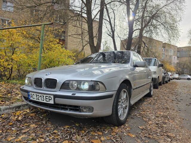 Серый БМВ 5 Серия, объемом двигателя 2.5 л и пробегом 300 тыс. км за 3600 $, фото 5 на Automoto.ua