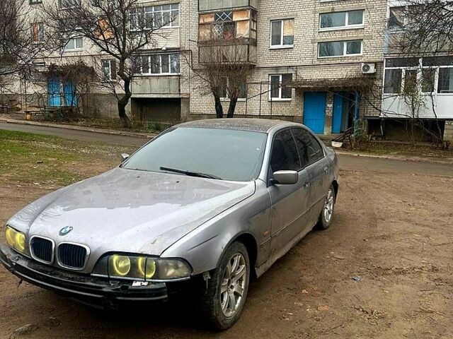 Серый БМВ 5 Серия, объемом двигателя 2.8 л и пробегом 0 тыс. км за 2400 $, фото 2 на Automoto.ua