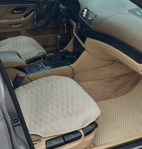 Серый БМВ 5 Серия, объемом двигателя 2.5 л и пробегом 334 тыс. км за 3000 $, фото 3 на Automoto.ua