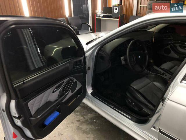 Серый БМВ 5 Серия, объемом двигателя 2.49 л и пробегом 370 тыс. км за 6200 $, фото 11 на Automoto.ua
