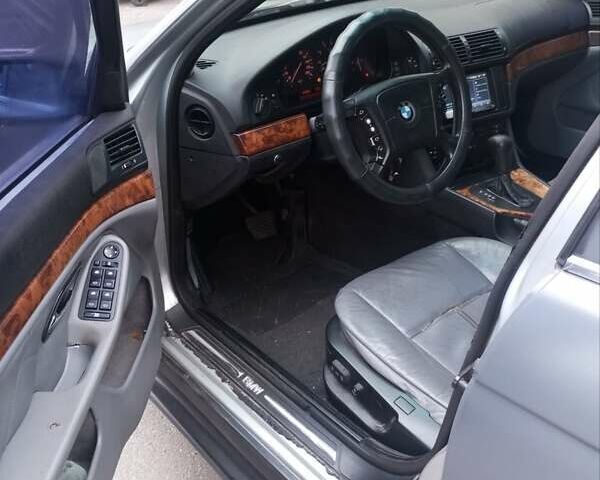 Сірий БМВ 5 Серія, об'ємом двигуна 2.8 л та пробігом 345 тис. км за 2999 $, фото 6 на Automoto.ua