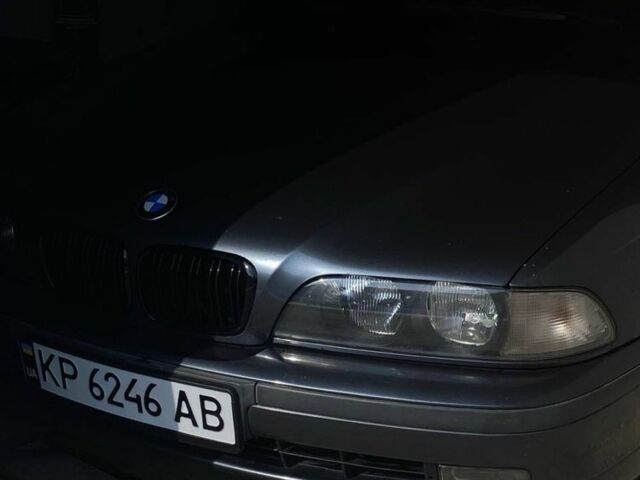 Серый БМВ 5 Серия, объемом двигателя 2.5 л и пробегом 268 тыс. км за 6500 $, фото 5 на Automoto.ua