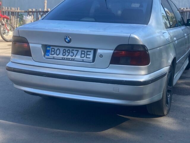 Серый БМВ 5 Серия, объемом двигателя 2.5 л и пробегом 370 тыс. км за 3800 $, фото 6 на Automoto.ua