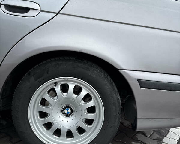 Серый БМВ 5 Серия, объемом двигателя 2.79 л и пробегом 450 тыс. км за 3500 $, фото 12 на Automoto.ua