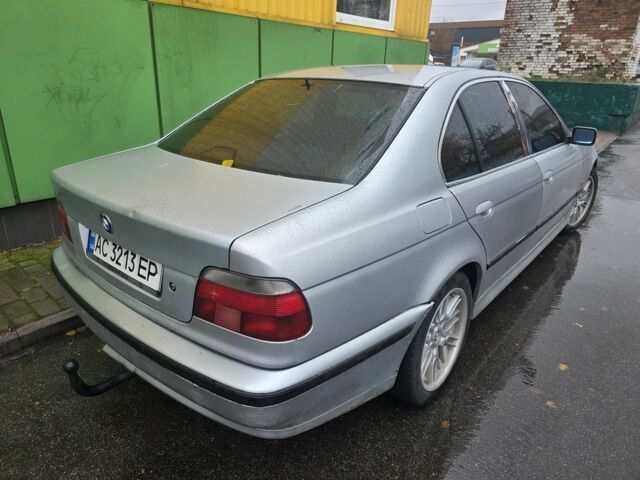 Серый БМВ 5 Серия, объемом двигателя 2.5 л и пробегом 300 тыс. км за 3600 $, фото 9 на Automoto.ua