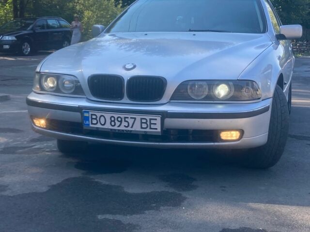 Серый БМВ 5 Серия, объемом двигателя 2.5 л и пробегом 370 тыс. км за 3800 $, фото 1 на Automoto.ua