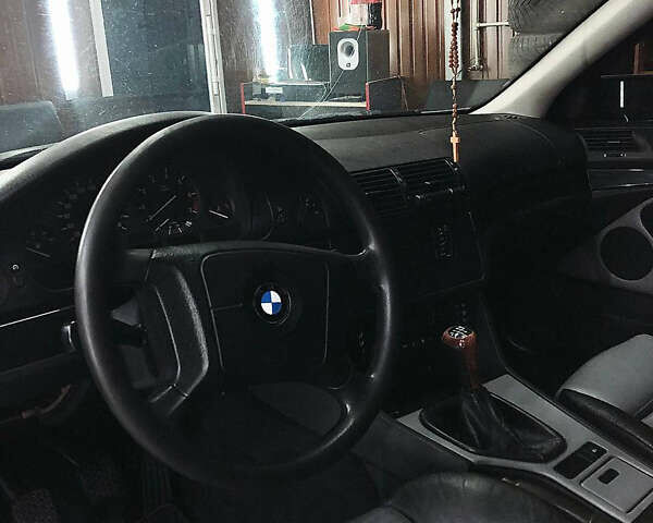 Серый БМВ 5 Серия, объемом двигателя 2.49 л и пробегом 370 тыс. км за 6200 $, фото 13 на Automoto.ua