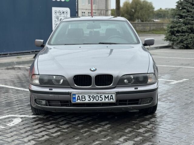 Серый БМВ 5 Серия, объемом двигателя 2.8 л и пробегом 440 тыс. км за 3500 $, фото 2 на Automoto.ua