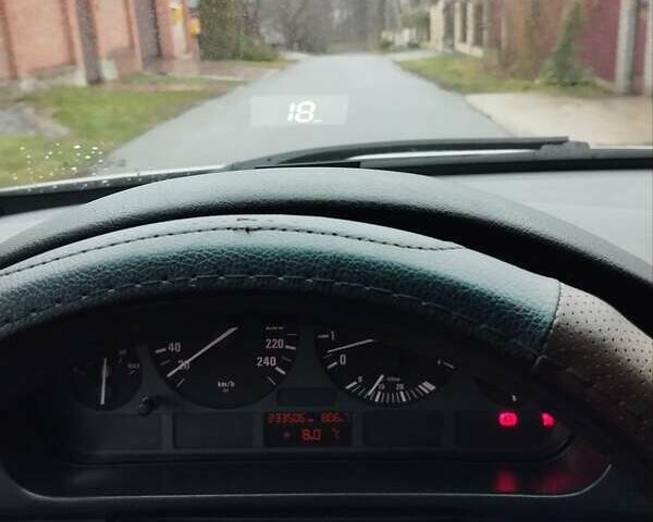 Серый БМВ 5 Серия, объемом двигателя 2.8 л и пробегом 450 тыс. км за 5450 $, фото 15 на Automoto.ua