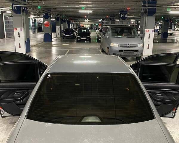 Серый БМВ 5 Серия, объемом двигателя 2.49 л и пробегом 370 тыс. км за 3950 $, фото 3 на Automoto.ua