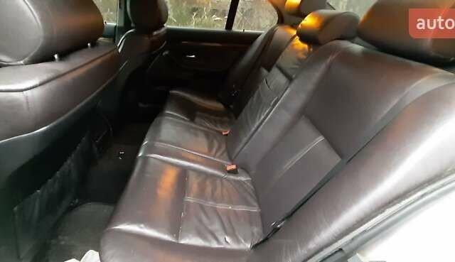 Серый БМВ 5 Серия, объемом двигателя 2.8 л и пробегом 343 тыс. км за 3100 $, фото 6 на Automoto.ua