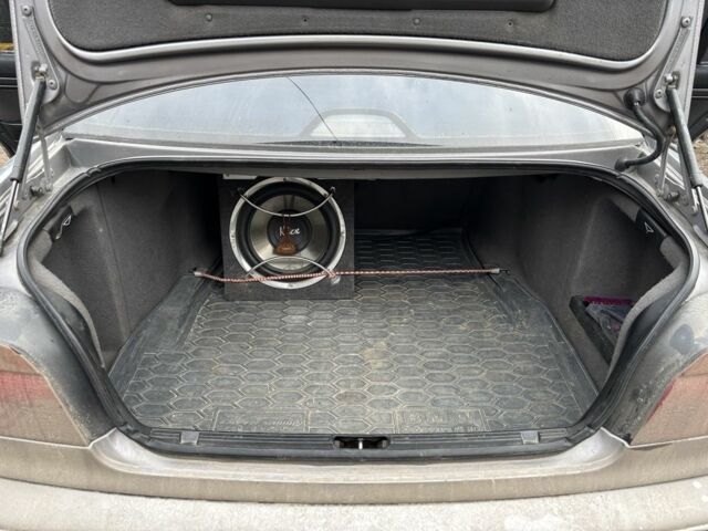 Серый БМВ 5 Серия, объемом двигателя 2.5 л и пробегом 3 тыс. км за 4200 $, фото 7 на Automoto.ua