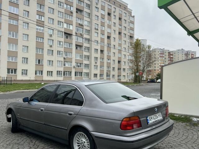 Сірий БМВ 5 Серія, об'ємом двигуна 2.5 л та пробігом 280 тис. км за 3500 $, фото 3 на Automoto.ua