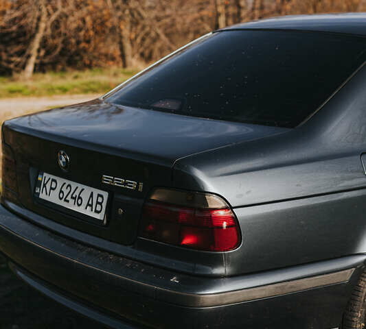 Серый БМВ 5 Серия, объемом двигателя 2.49 л и пробегом 268 тыс. км за 6000 $, фото 13 на Automoto.ua