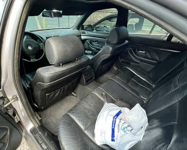 Серый БМВ 5 Серия, объемом двигателя 2.49 л и пробегом 500 тыс. км за 6200 $, фото 3 на Automoto.ua