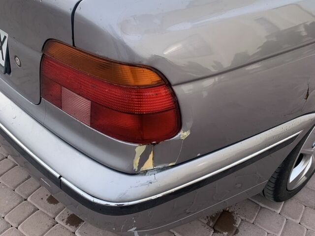 Серый БМВ 5 Серия, объемом двигателя 2 л и пробегом 260 тыс. км за 2600 $, фото 11 на Automoto.ua