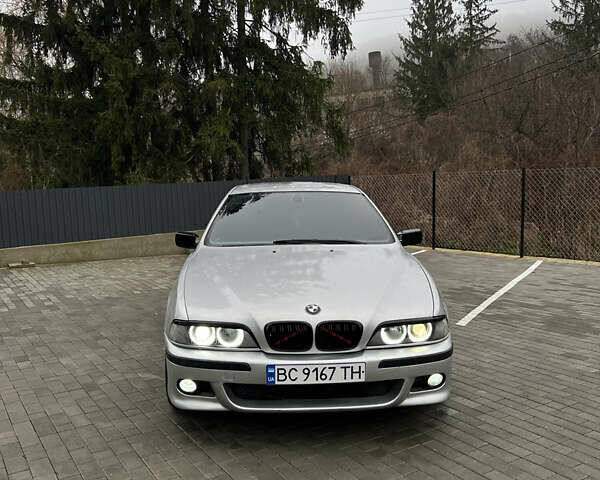 Серый БМВ 5 Серия, объемом двигателя 2.5 л и пробегом 340 тыс. км за 4499 $, фото 1 на Automoto.ua