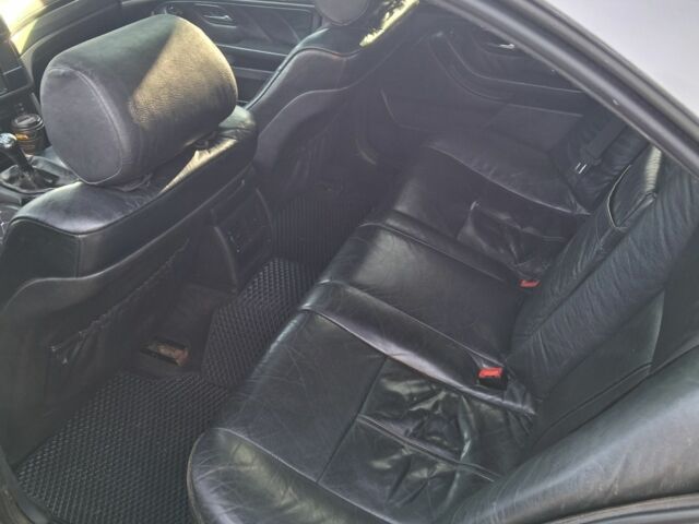 Серый БМВ 5 Серия, объемом двигателя 2.8 л и пробегом 350 тыс. км за 3000 $, фото 6 на Automoto.ua