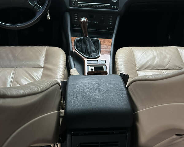 Сірий БМВ 5 Серія, об'ємом двигуна 2.5 л та пробігом 250 тис. км за 8000 $, фото 62 на Automoto.ua