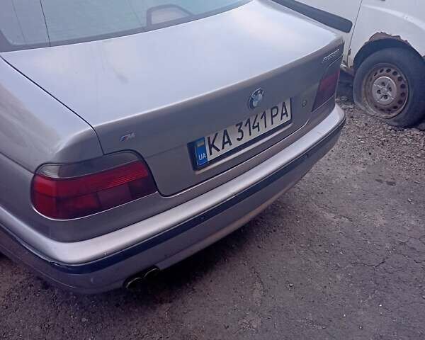 Серый БМВ 5 Серия, объемом двигателя 2.8 л и пробегом 356 тыс. км за 4600 $, фото 4 на Automoto.ua