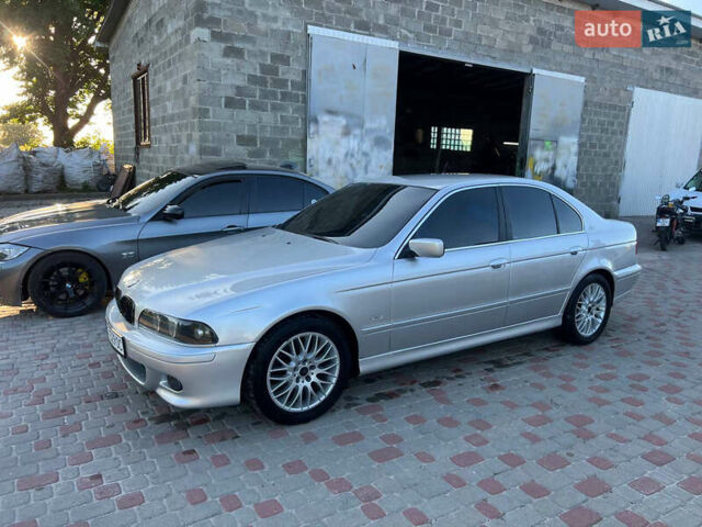 Серый БМВ 5 Серия, объемом двигателя 2.49 л и пробегом 370 тыс. км за 6200 $, фото 2 на Automoto.ua