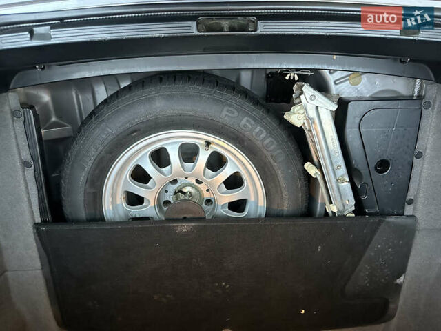 Сірий БМВ 5 Серія, об'ємом двигуна 2.5 л та пробігом 250 тис. км за 8000 $, фото 111 на Automoto.ua