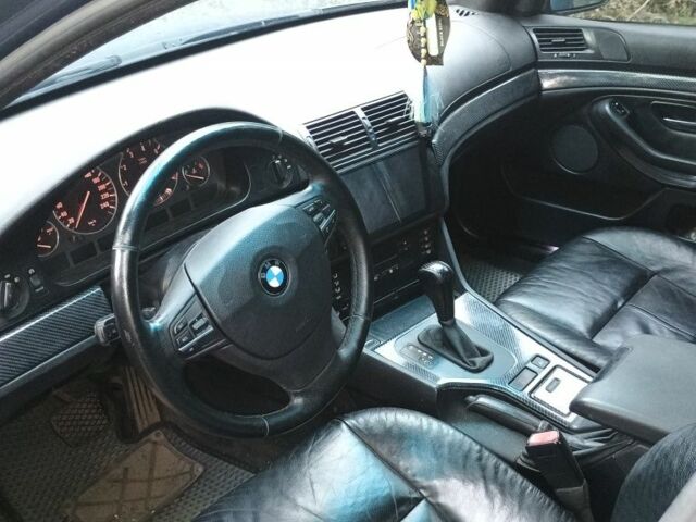 Серый БМВ 5 Серия, объемом двигателя 4.4 л и пробегом 500 тыс. км за 5200 $, фото 2 на Automoto.ua