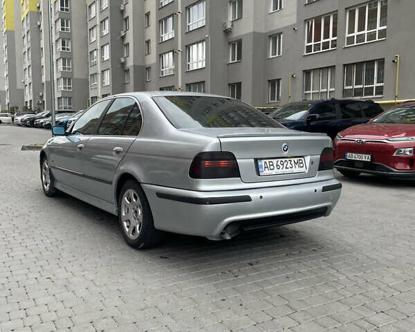Серый БМВ 5 Серия, объемом двигателя 2 л и пробегом 480 тыс. км за 4500 $, фото 5 на Automoto.ua
