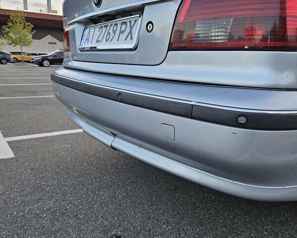 БМВ 5 Серия 1997 в Киеве на Automoto.ua Серый БМВ 5 Серия, объемом двигателя 2.5 л и пробегом 375 тыс. км за 4900 $, фото 25 на Automoto.ua