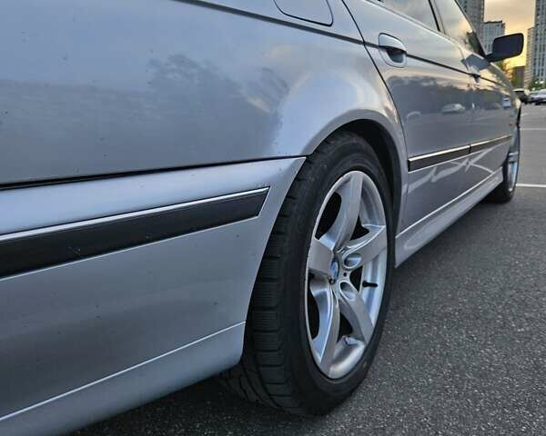 БМВ 5 Серия 1997 в Киеве на Automoto.ua Серый БМВ 5 Серия, объемом двигателя 2.5 л и пробегом 375 тыс. км за 4900 $, фото 31 на Automoto.ua
