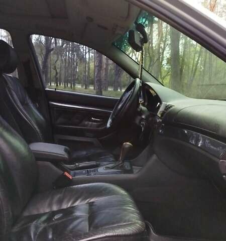 Серый БМВ 5 Серия, объемом двигателя 3.5 л и пробегом 400 тыс. км за 4500 $, фото 1 на Automoto.ua