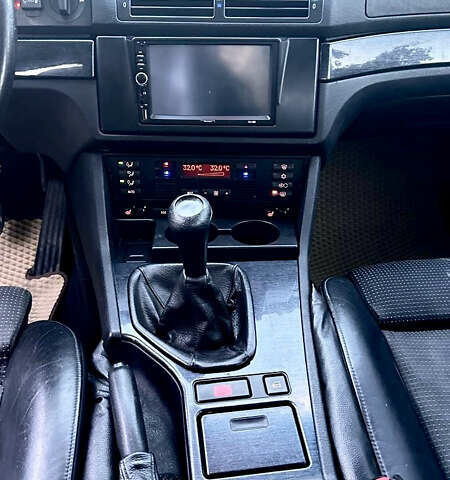 Серый БМВ 5 Серия, объемом двигателя 2.5 л и пробегом 415 тыс. км за 4200 $, фото 8 на Automoto.ua