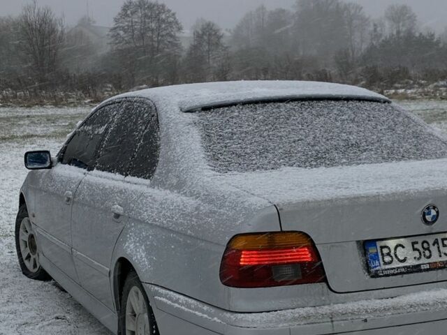 Сірий БМВ 5 Серія, об'ємом двигуна 2.5 л та пробігом 350 тис. км за 4039 $, фото 3 на Automoto.ua