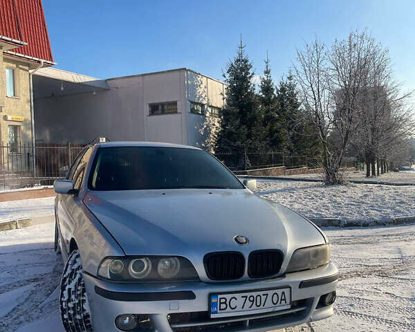 Серый БМВ 5 Серия, объемом двигателя 3.5 л и пробегом 567 тыс. км за 3900 $, фото 15 на Automoto.ua