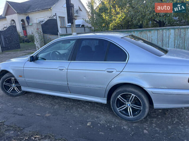 Серый БМВ 5 Серия, объемом двигателя 1.99 л и пробегом 380 тыс. км за 2850 $, фото 7 на Automoto.ua