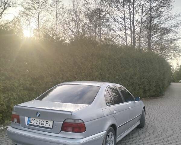 Серый БМВ 5 Серия, объемом двигателя 1.99 л и пробегом 410 тыс. км за 3200 $, фото 2 на Automoto.ua