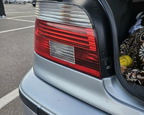 БМВ 5 Серия 1997 в Киеве на Automoto.ua Серый БМВ 5 Серия, объемом двигателя 2.5 л и пробегом 375 тыс. км за 4900 $, фото 21 на Automoto.ua