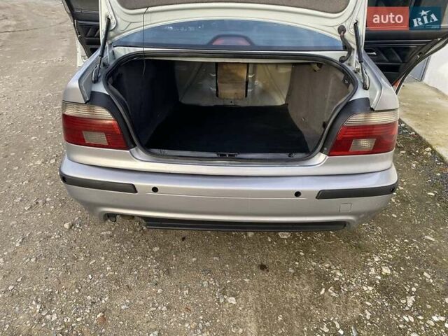 Серый БМВ 5 Серия, объемом двигателя 2.8 л и пробегом 408 тыс. км за 4000 $, фото 1 на Automoto.ua