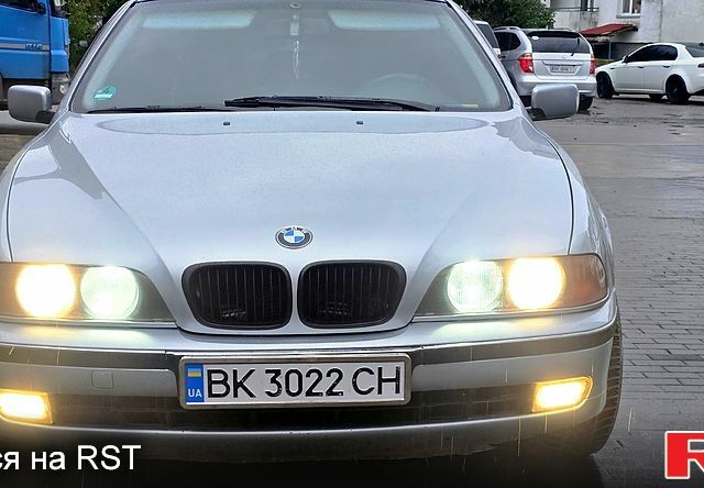 Сірий БМВ 5 Серія, об'ємом двигуна 2.5 л та пробігом 256 тис. км за 3400 $, фото 1 на Automoto.ua