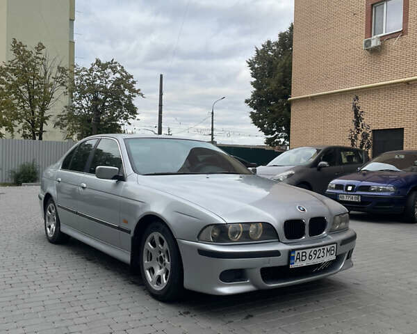 Серый БМВ 5 Серия, объемом двигателя 2 л и пробегом 480 тыс. км за 4500 $, фото 2 на Automoto.ua