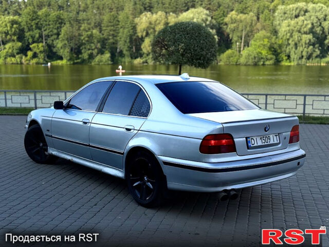 Серый БМВ 5 Серия, объемом двигателя 2 л и пробегом 327 тыс. км за 3500 $, фото 2 на Automoto.ua