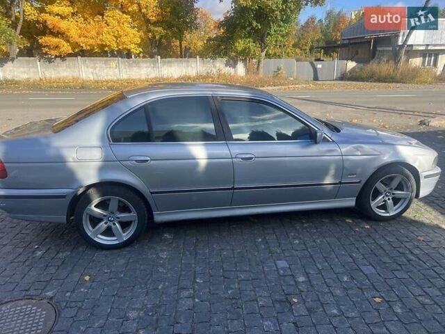 Серый БМВ 5 Серия, объемом двигателя 2 л и пробегом 500 тыс. км за 3300 $, фото 3 на Automoto.ua