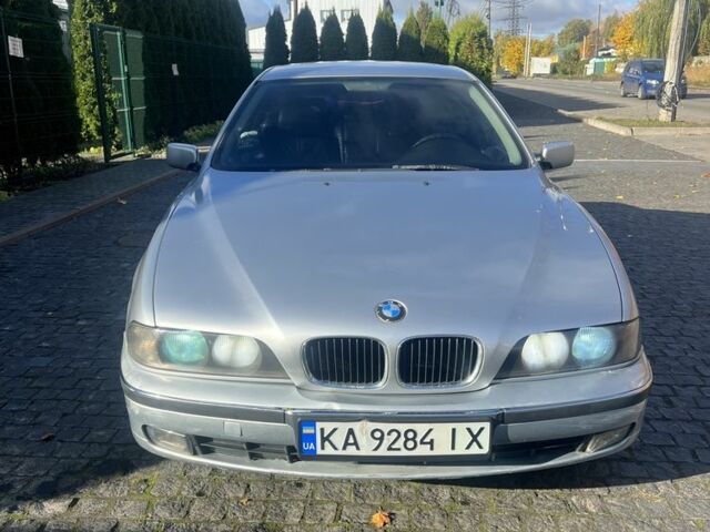 Серый БМВ 5 Серия, объемом двигателя 2 л и пробегом 500 тыс. км за 3300 $, фото 7 на Automoto.ua