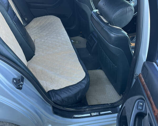 Серый БМВ 5 Серия, объемом двигателя 1.99 л и пробегом 380 тыс. км за 2850 $, фото 2 на Automoto.ua