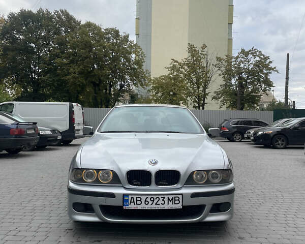 Серый БМВ 5 Серия, объемом двигателя 2 л и пробегом 480 тыс. км за 4500 $, фото 1 на Automoto.ua