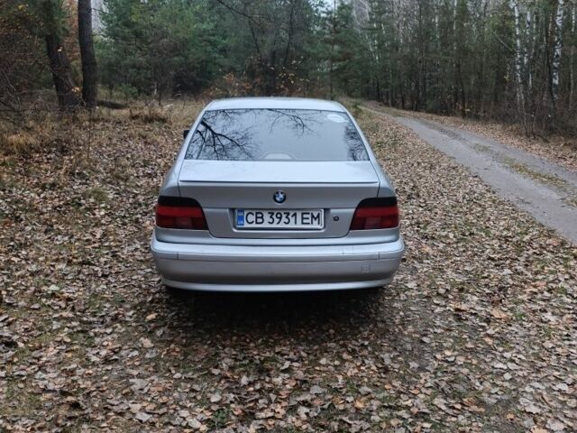 Серый БМВ 5 Серия, объемом двигателя 2 л и пробегом 389 тыс. км за 3800 $, фото 3 на Automoto.ua