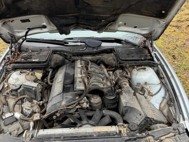 Серый БМВ 5 Серия, объемом двигателя 2 л и пробегом 390 тыс. км за 3200 $, фото 6 на Automoto.ua